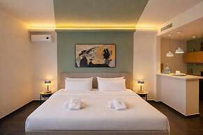 Elite Ermou Suites