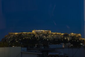 Elite Ermou Suites
