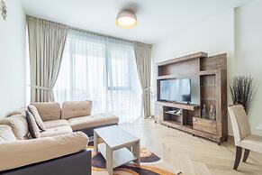 SuperHost - Chic Modern 1BR Apt Retreat with City View