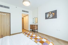 SuperHost - Chic Modern 1BR Apt Retreat with City View
