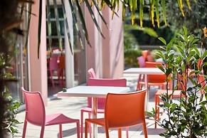 Hotel Formule Club Bordeaux Cenon