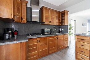 Modern 4-BR Villa in Gated Community