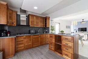 Modern 4-BR Villa in Gated Community