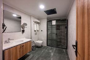The Nirvanas Hotel