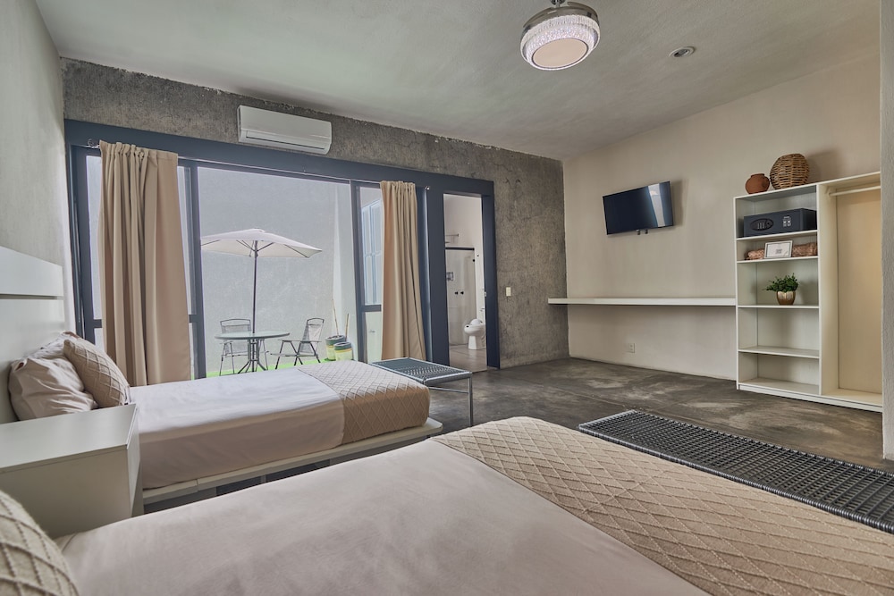 Aura Hotel Boutique