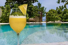 RoRi Private Luxury Villas