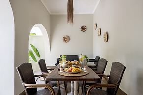 RoRi Private Luxury Villas