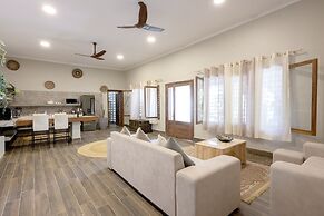 RoRi Private Luxury Villas
