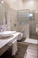 RoRi Private Luxury Villas
