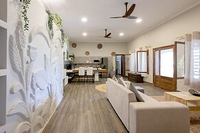RoRi Private Luxury Villas
