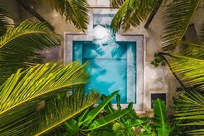 RoRi Private Luxury Villas