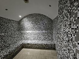 Perfect Residence Taksim with pool