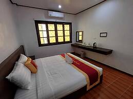 Vang Vieng Charming Boutique Hotel