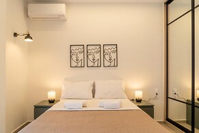 Pananos Sq House I