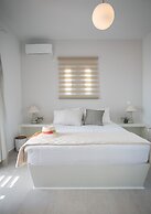 Phoenicia Naxos