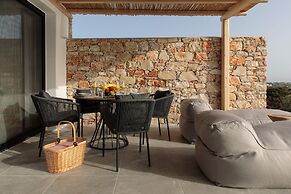 Phoenicia Naxos