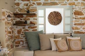 Phoenicia Naxos