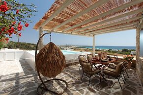 Phoenicia Naxos