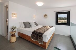 Phoenicia Naxos