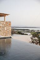Phoenicia Naxos