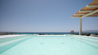 Phoenicia Naxos