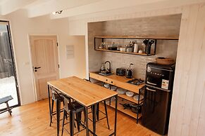 Bomar Lodge