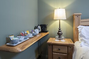 Stable Lodge Boutique B&B