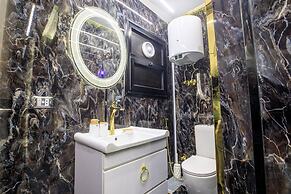 Piccolo Mondo Botique Hotel