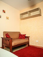 West Suites Apartments