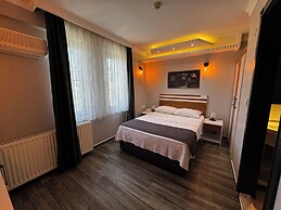 Lopera Beach Hotel