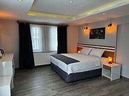 Lopera Beach Hotel