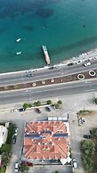 Lopera Beach Hotel