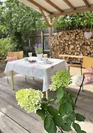 Marta 8 - House & Garden