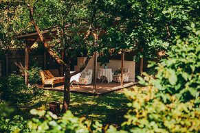 Marta 8 - House & Garden