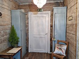 Marta 8 - House & Garden