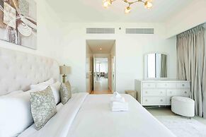 Regal 3BR Maid w Burj Khalifa View Balcony