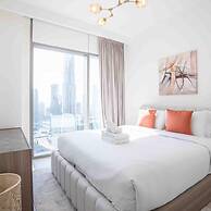 Regal 3BR Maid w Burj Khalifa View Balcony