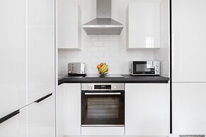 Fitzrovia 1BR with Balcony by Soho