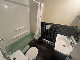 Pine Ridge Motel
