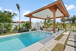 Marbella Villa by Betterplace