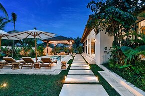 Marbella Villa by Betterplace