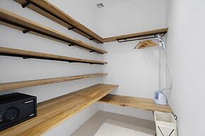 Marbella Villa by Betterplace
