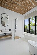 Marbella Villa by Betterplace