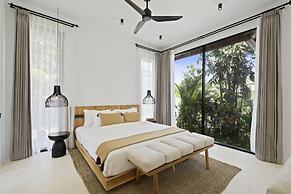 Marbella Villa by Betterplace