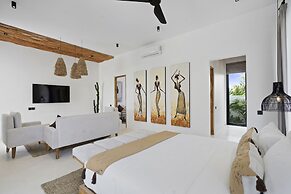 Marbella Villa by Betterplace