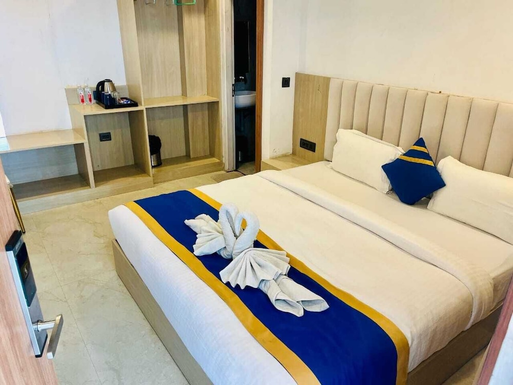 Hotel Neelkanth