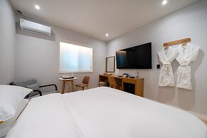 Mono Hotel