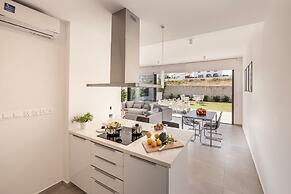 Protaras By the Bay Villa 33