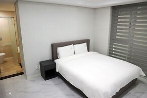 W Residence Hotel Centum City