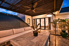 Abu Villa by Betterplace